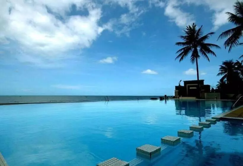 ホテル Golden Pine Beach Resort