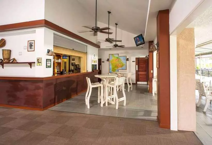 Отель Hilton Grand Vacations Club Kohala Suites Waikoloa
