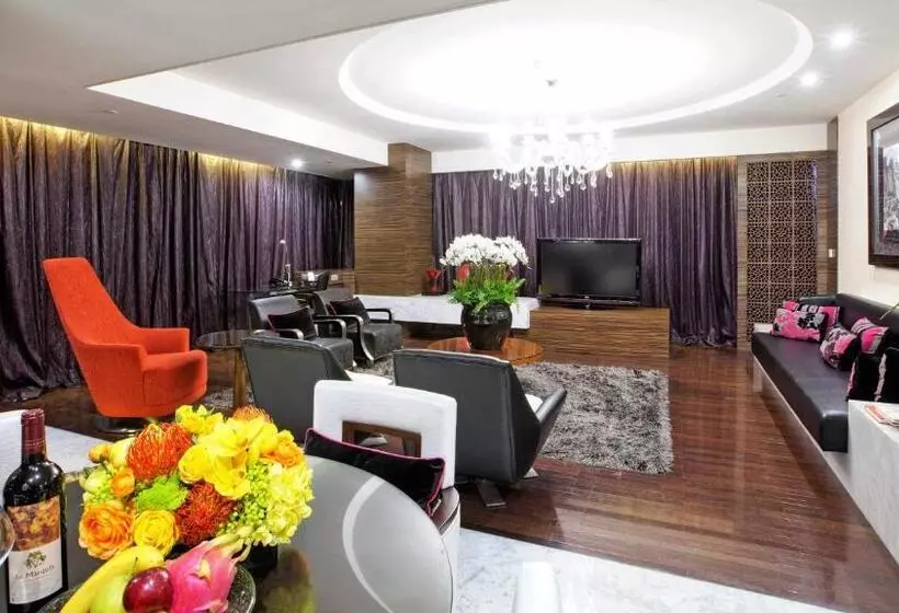 호텔 Holiday Inn Shanghai Hongqiao West, An Ihg