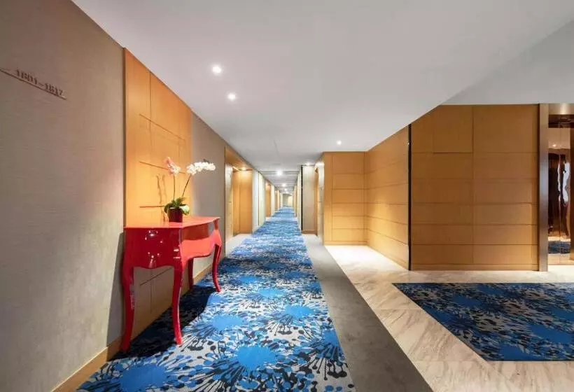 호텔 Holiday Inn Shanghai Hongqiao West, An Ihg