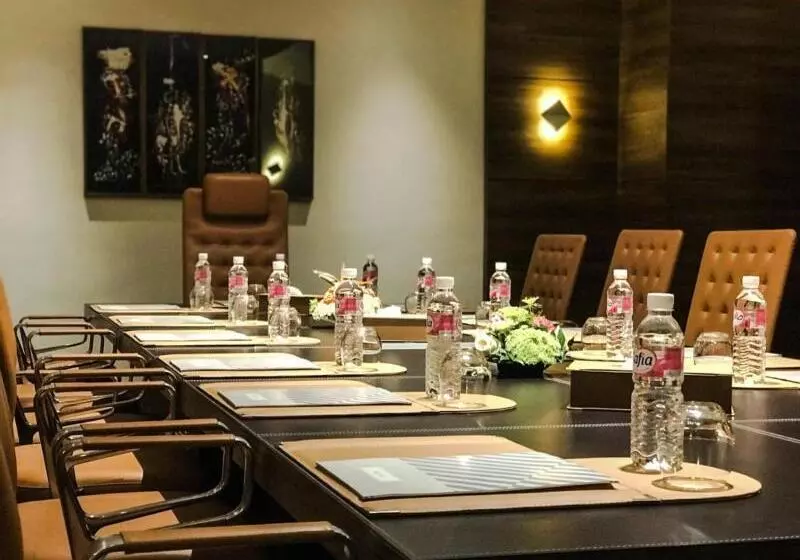 هتل Laico Tunis Spa & Conference Center