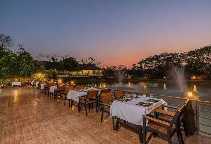 Отель Le Charme Sukhothai Historical Park