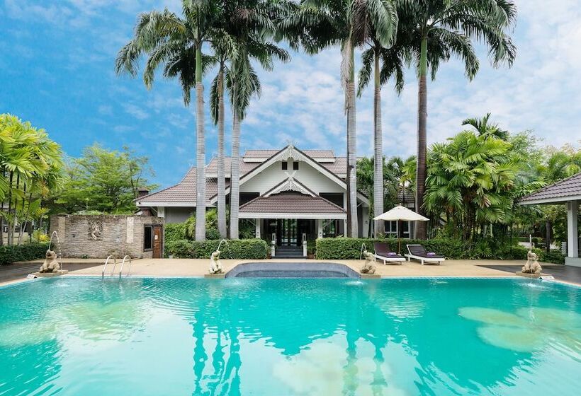 호텔 Le Charme Sukhothai Historical Park