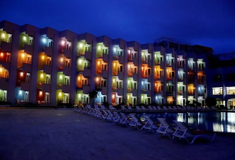 호텔 Orient Resort