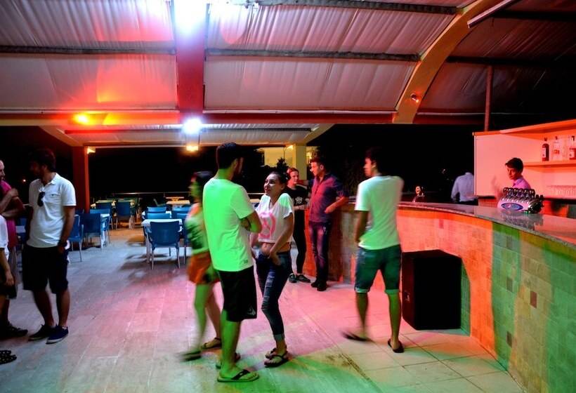 Отель Orient Resort