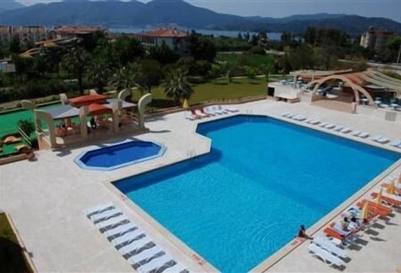 Отель Orient Resort