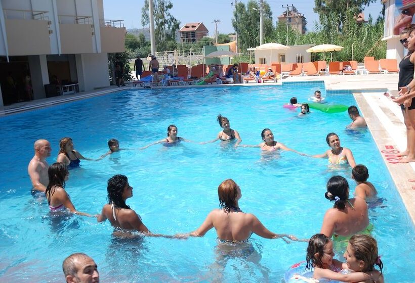 Отель Orient Resort