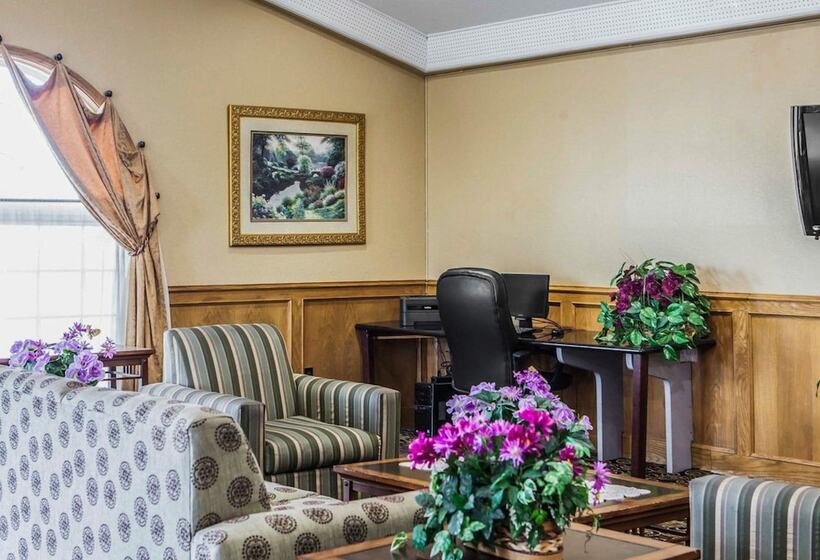 בית מלון כפרי Quality Inn Belton  Kansas City South