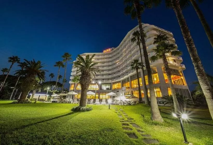 בית מלון כפרי Seogwipo Kal