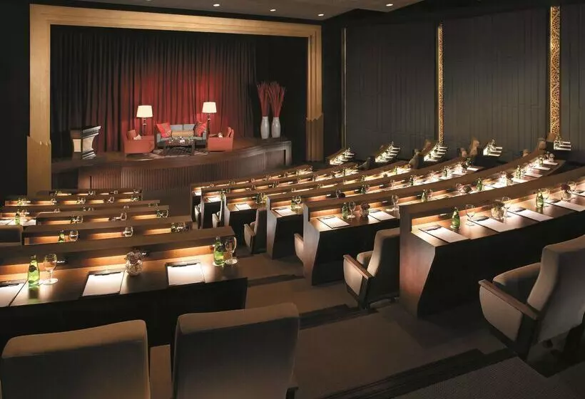 Отель Shangrila Chiang Mai