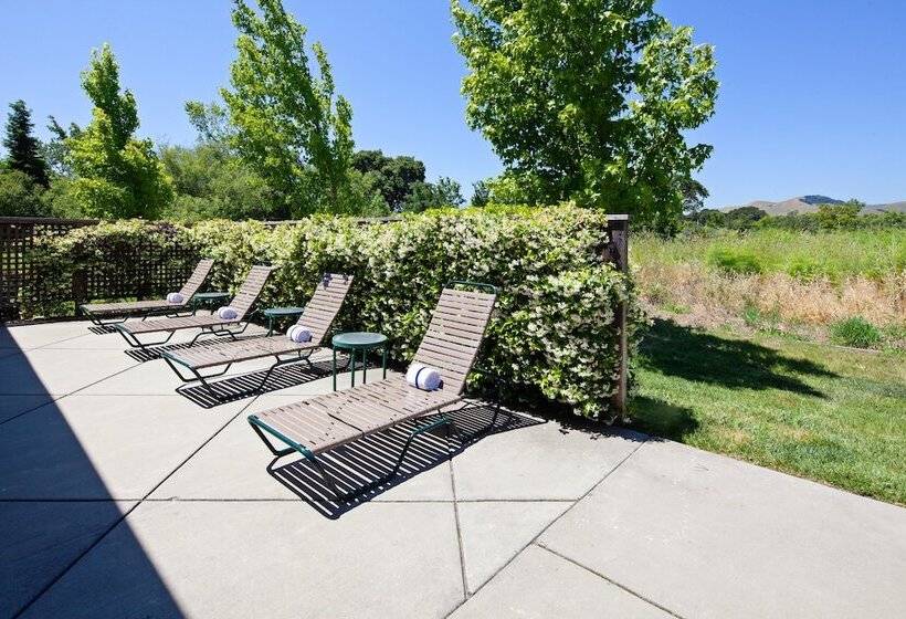 فندق Staybridge Suites Fairfield Napa Valley Area, An Ihg