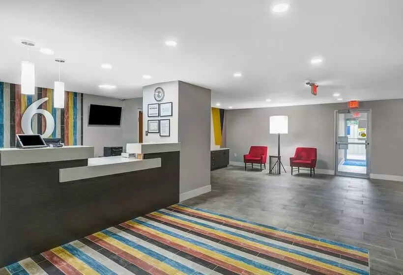 ホテル Studio 6 Duluth Ga Near Gas South District