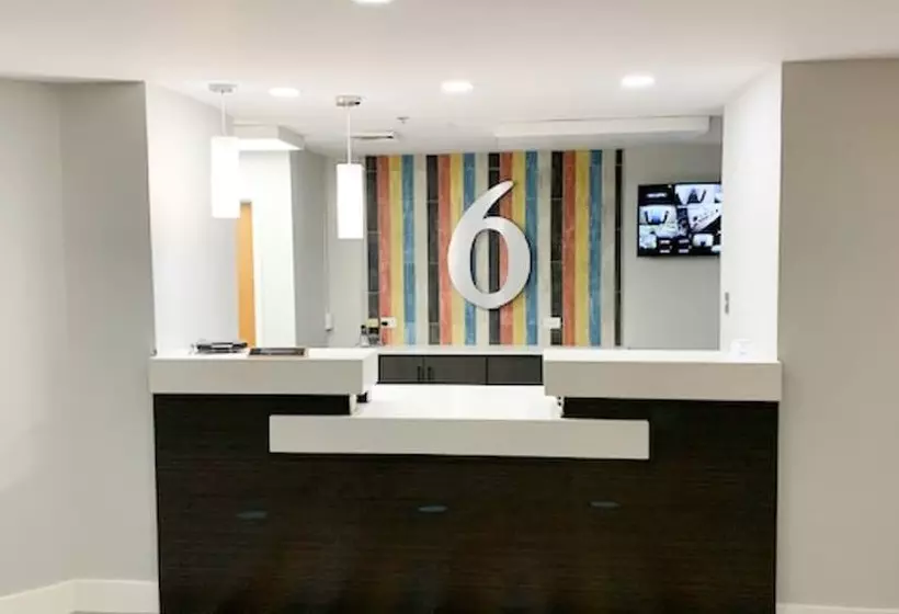 ホテル Studio 6 Duluth Ga Near Gas South District