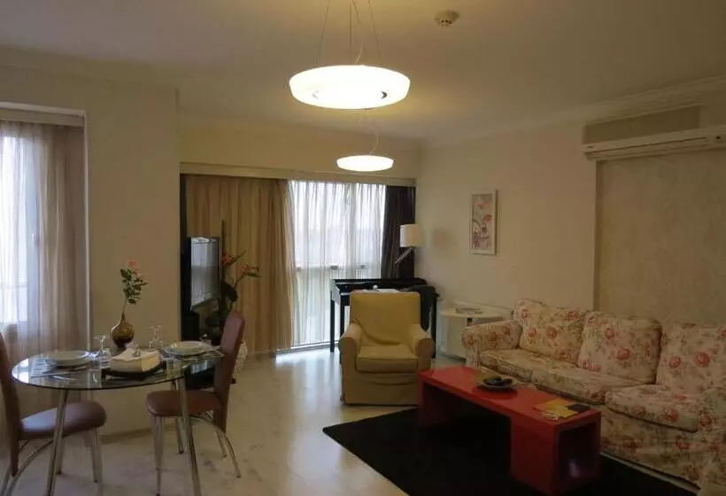 هتل Tempo Residence Comfort Izmir