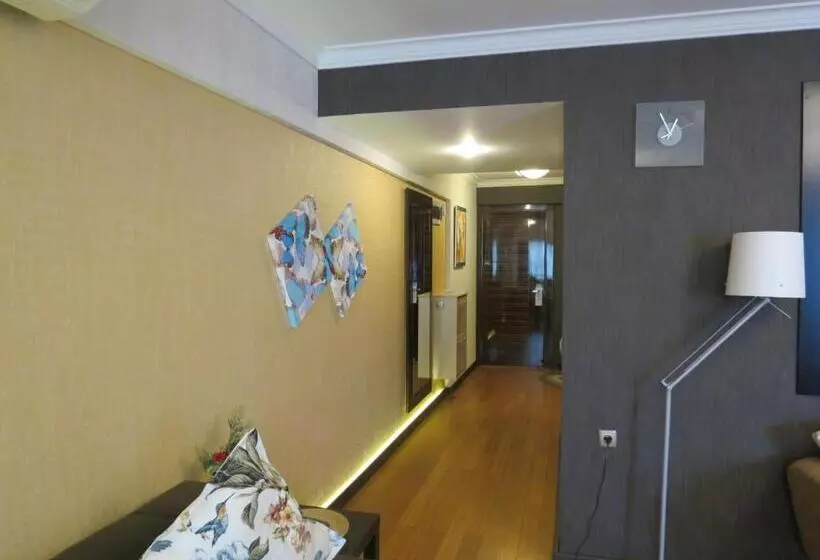 هتل Tempo Residence Comfort Izmir