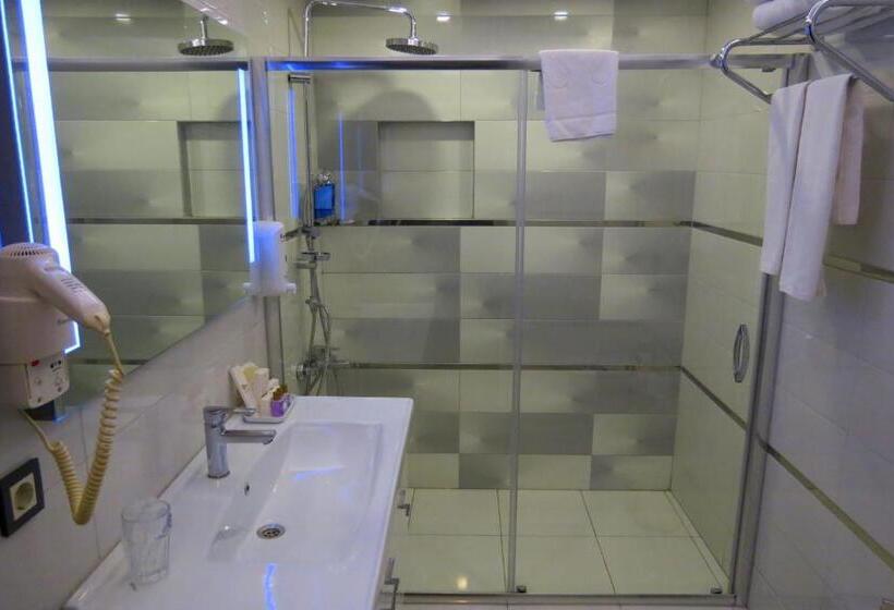 هتل Tempo Residence Comfort Izmir