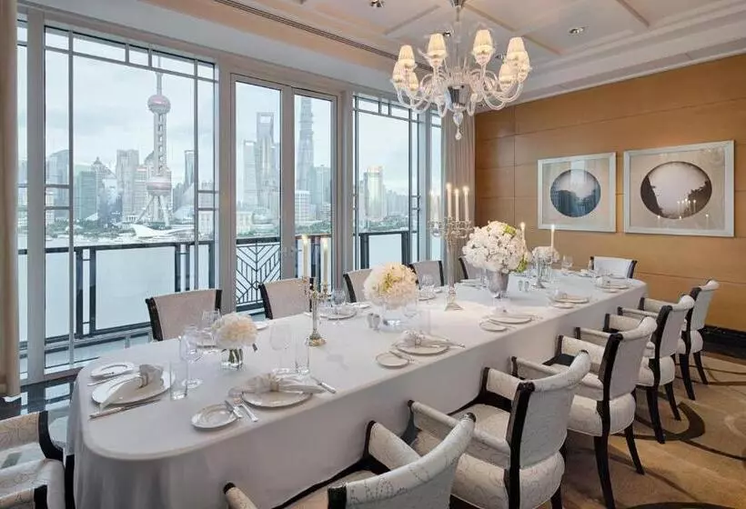 호텔 The Peninsula Shanghai