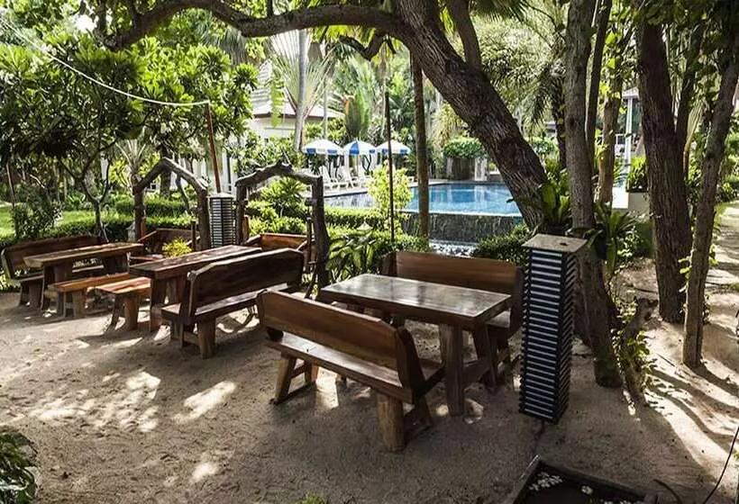 Koh Tao Montra Resort