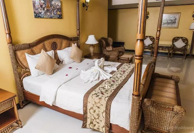 Koh Tao Montra Resort