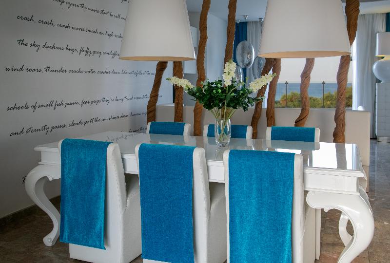 Louis Althea Kalamies Luxury Villas