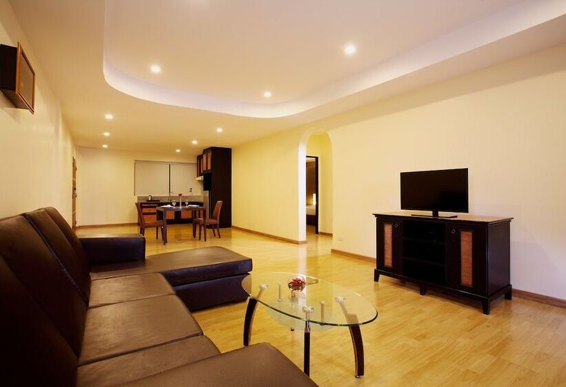 Nova Park Hotel Pattaya