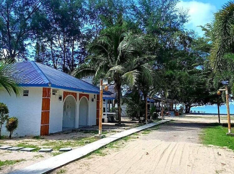 Pan Beachfront Resort Krabi