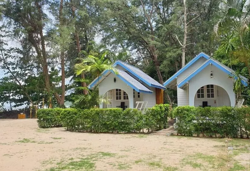 Pan Beachfront Resort Krabi