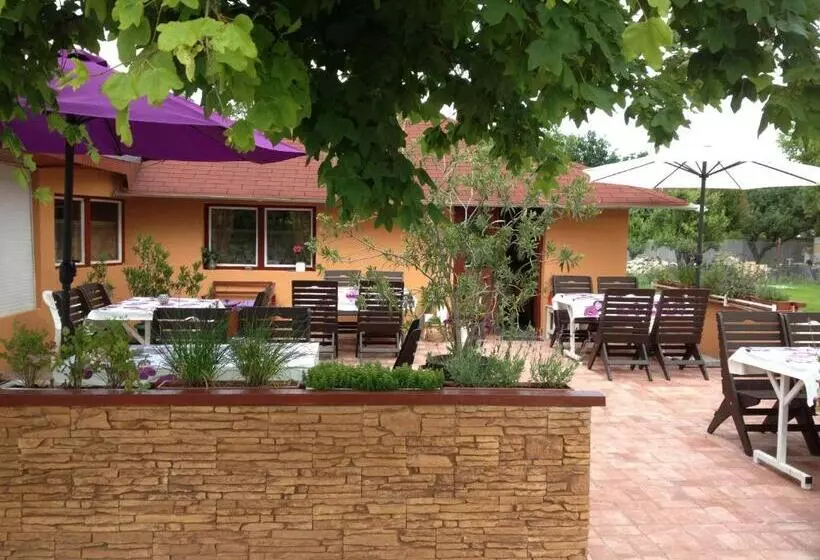 Aamiaismajoitus (B&B) Andrea Pansio