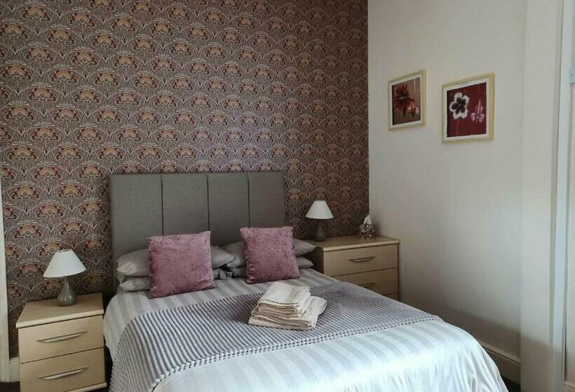 민박 The Copplehouse