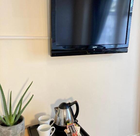 민박 The Copplehouse