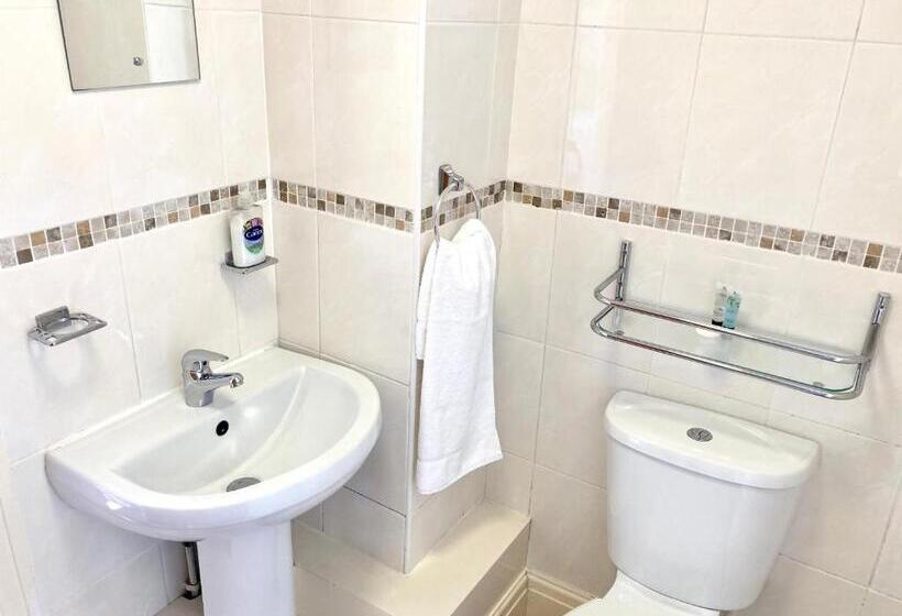 민박 The Copplehouse