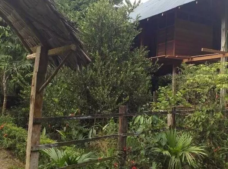 ホテル Cabaña Los Termales