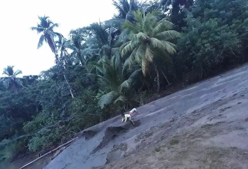 ホテル Cabaña Los Termales