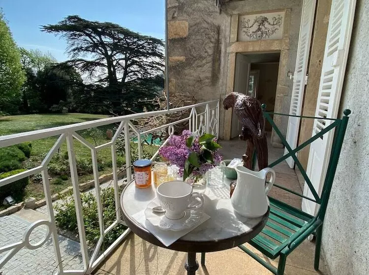 Hotelli Château Des Janroux