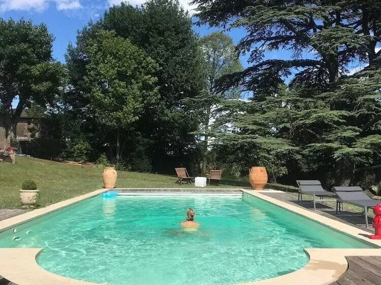 Hotelli Château Des Janroux