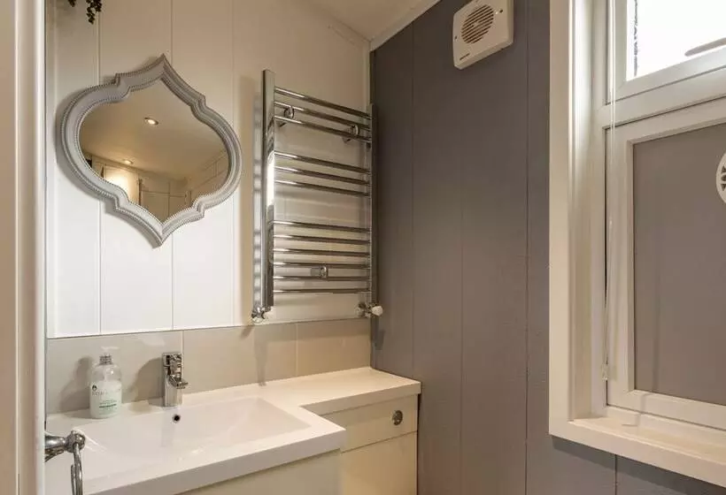Hotelli Inside No 1 Retreat Carnforth
