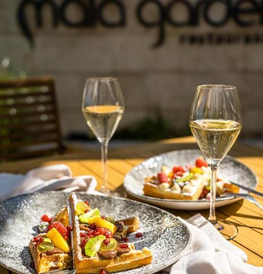 Отель Mala Garden Design