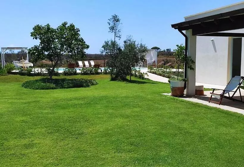 ホテル Masseria Vignenove