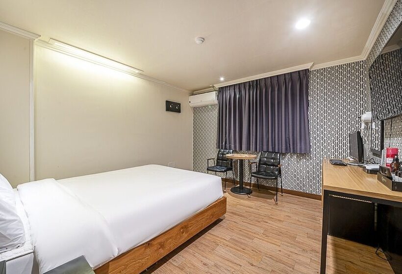 Motel Geojedo Gohyeon Q