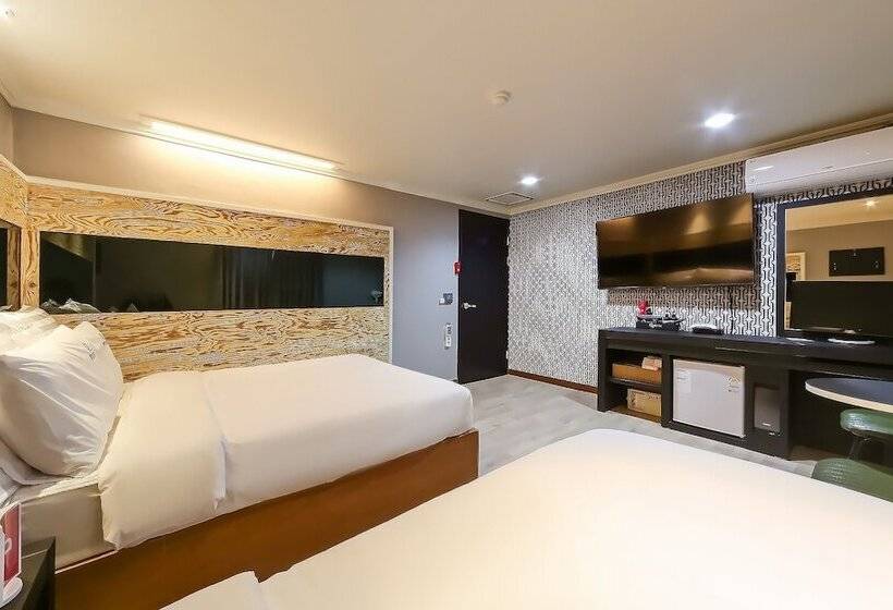 Motel Geojedo Gohyeon Q