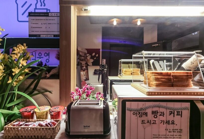 Motel Geojedo Gohyeon Q