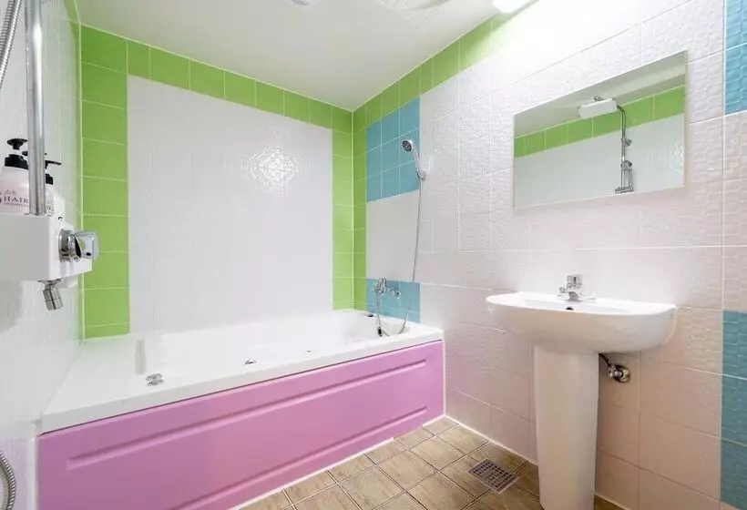 مُتل Busan Seomyeon X