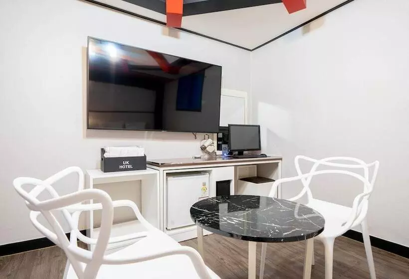 مُتل Busan Seomyeon X