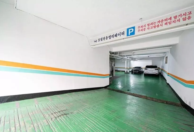 مُتل Busan Seomyeon X