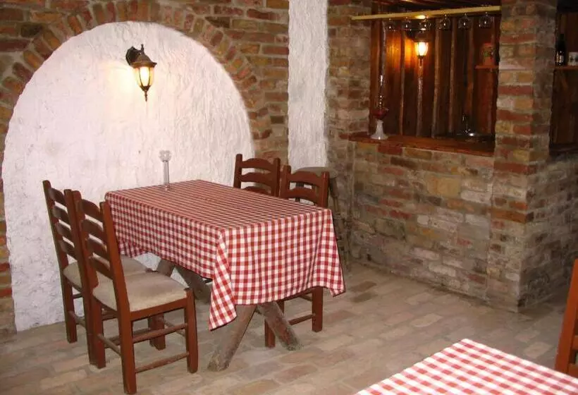 Majatalo Halász Airport Panzio