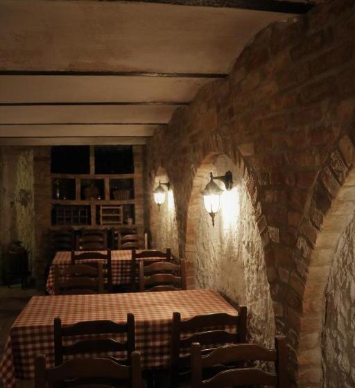 Pensjonat Halász Airport Panzio