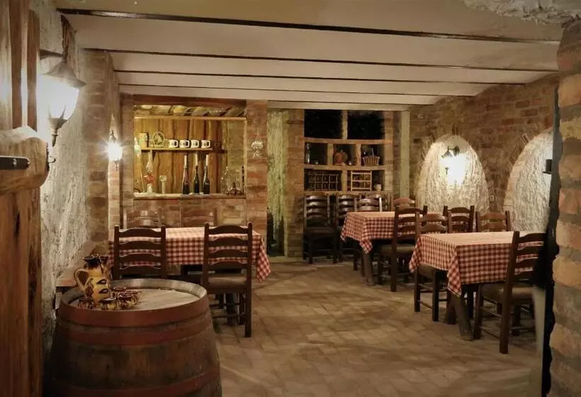 Majatalo Halász Airport Panzio