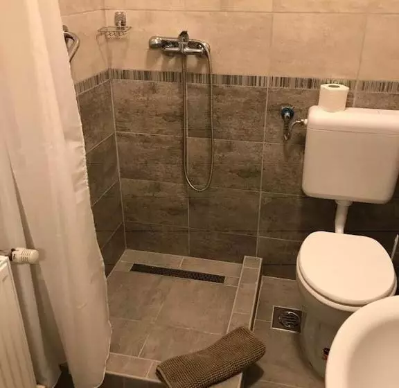 Majatalo Halász Airport Panzio