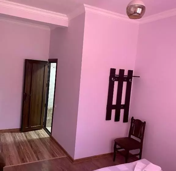 Majatalo Noravank B&b