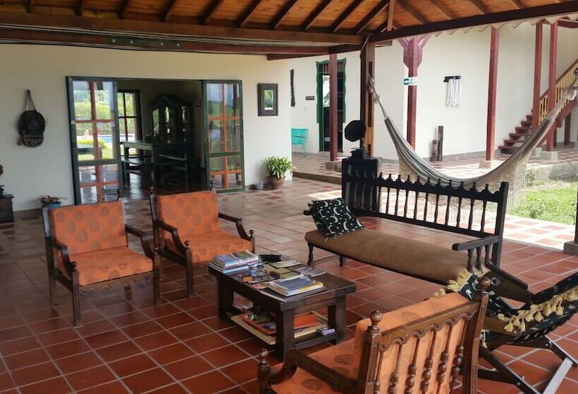 هتل Finca La Maquina